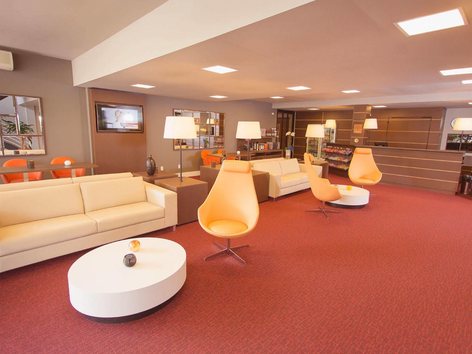 Hotel 10 Dourados Extérieur photo